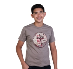 Camiseta Juvenil Medalha das Duas Cruzes - Cinza Pedra