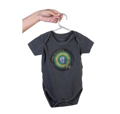 Body Infantil Meu Escudo é a Fé - Cinza Estonada