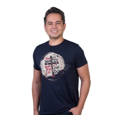 Camiseta Slim Medalha das Duas Cruzes - Azul Marinho