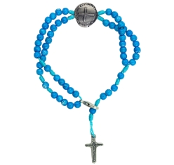 Terço Pulseira Infantil Medalha das Duas Cruzes - Pedra Cerâmica Azul